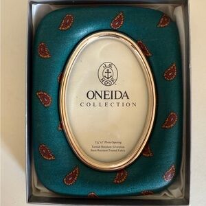 Oneida Silverplate and Fabric Paisley Picture Frame
